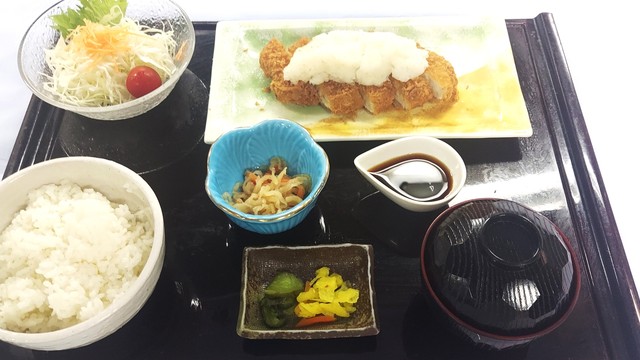 ロースカツ膳
